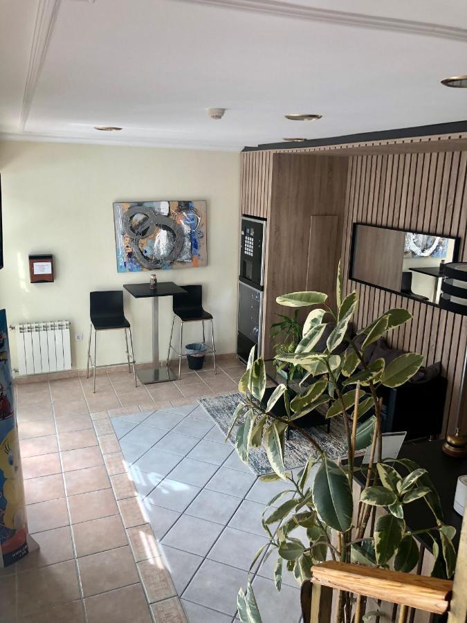 Hostal San Martin San Martín de la Vega Exteriér fotografie